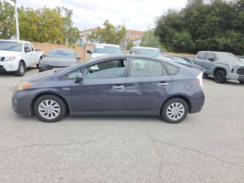 Used 2012 Toyota Prius Prime Plug-In Hybrid FWD image 3