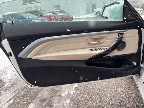 Used 2016 BMW 435i Convertible image 10