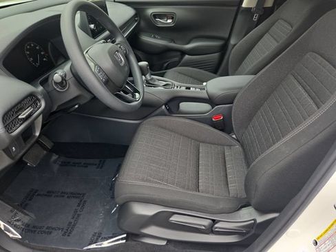 Used 2026 Honda HR-V LX image 10