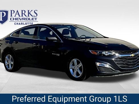 Certified 2022 Chevrolet Malibu LS image 1