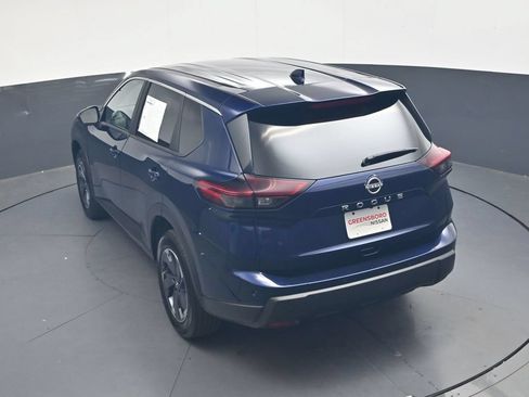 Used 2025 Nissan Rogue SV FWD image 35