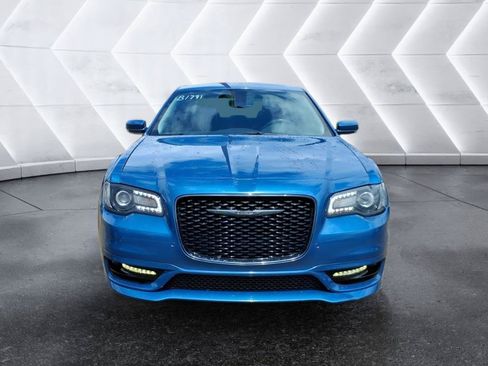 Used 2023 Chrysler 300 Touring L RWD image 8