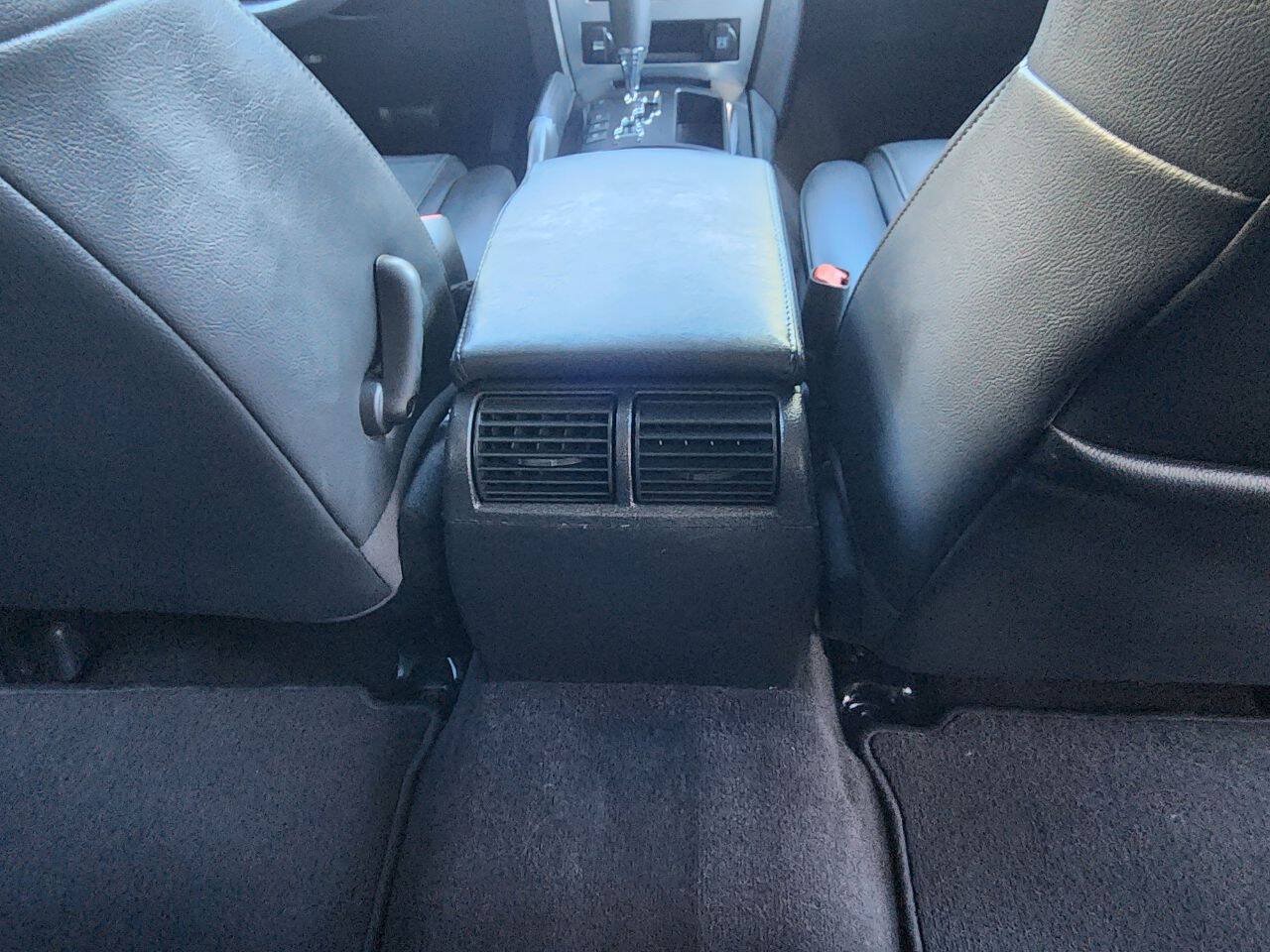 Used 2010 Jeep Commander Sport w/ Sun/Sound Group RWD image 40