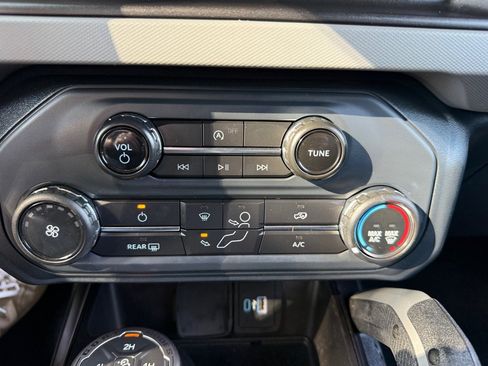 Used 2022 Ford Bronco Big Bend image 27