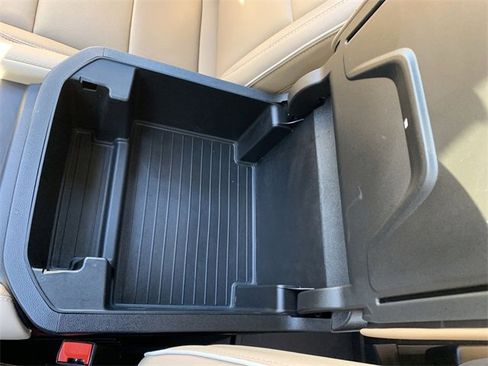 Used 2024 Chevrolet Tahoe Premier image 26