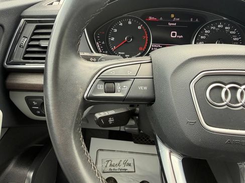 Used 2022 Audi Q5 2.0T Premium w/ Convenience Package AWD/4WD image 18