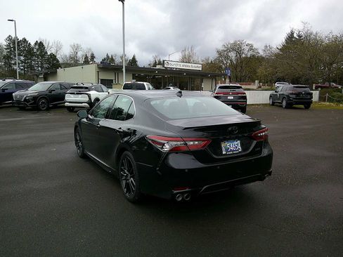 Used 2023 Toyota Camry XSE w/ Navigation Package image 3
