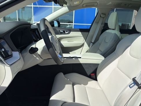 New 2026 Volvo XC60 B5 Ultra w/ Protection Package Premier AWD/4WD image 19