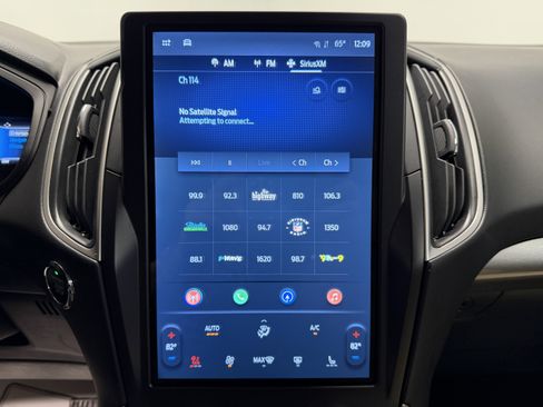 Used 2024 Ford Edge SEL w/ Convenience Package image 6