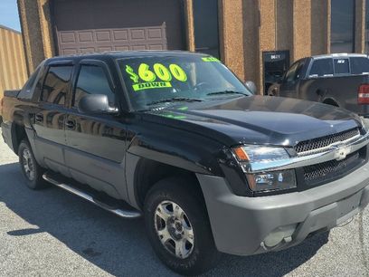 Used 2002 Chevrolet Avalanche 4x4 w/ Off-Road Suspension Pkg