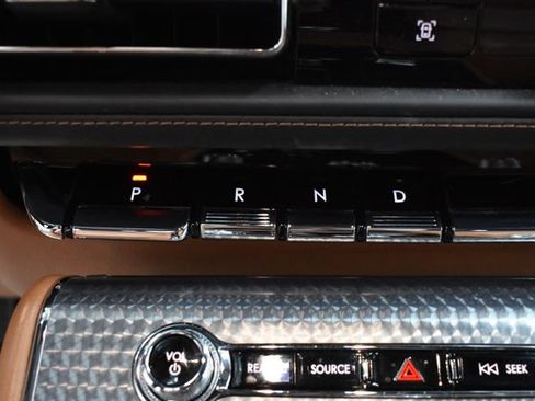 Used 2022 Lincoln Aviator Black Label image 42