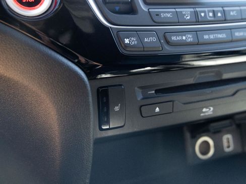Used 2021 Honda Pilot Touring image 33