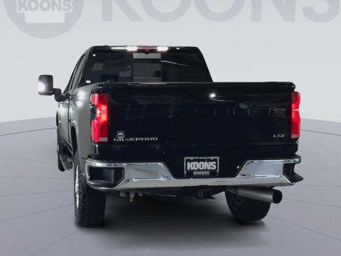Used 2024 Chevrolet Silverado 2500 LTZ w/ LTZ Convenience Package AWD/4WD image 10