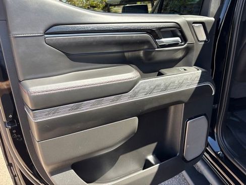 Used 2025 GMC Sierra 1500 AT4X AWD/4WD image 22