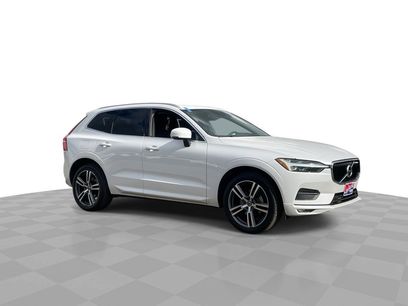 Used 2021 Volvo XC60 T5 Momentum w/ Premium Package