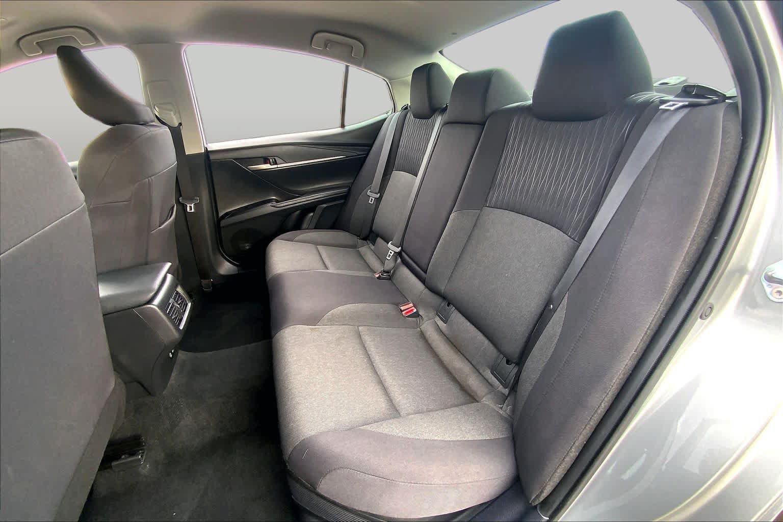 Used 2025 Toyota Camry LE FWD image 20