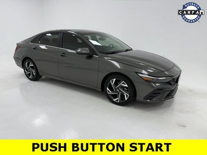 Used 2024 Hyundai Elantra SEL w/ Convenience Package