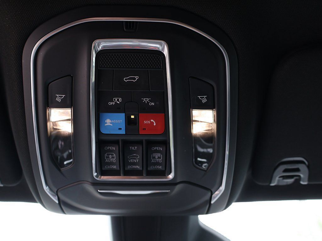 Used 2022 Jeep Wagoneer Series II w/ Premium Group I AWD/4WD image 56