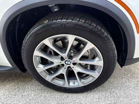 Used 2025 BMW X5 xDrive40i w/ Premium Package AWD/4WD image 12