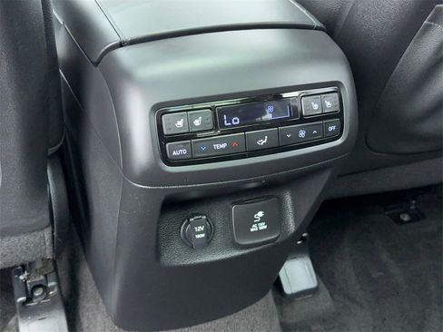 Used 2023 Hyundai Palisade Limited image 45