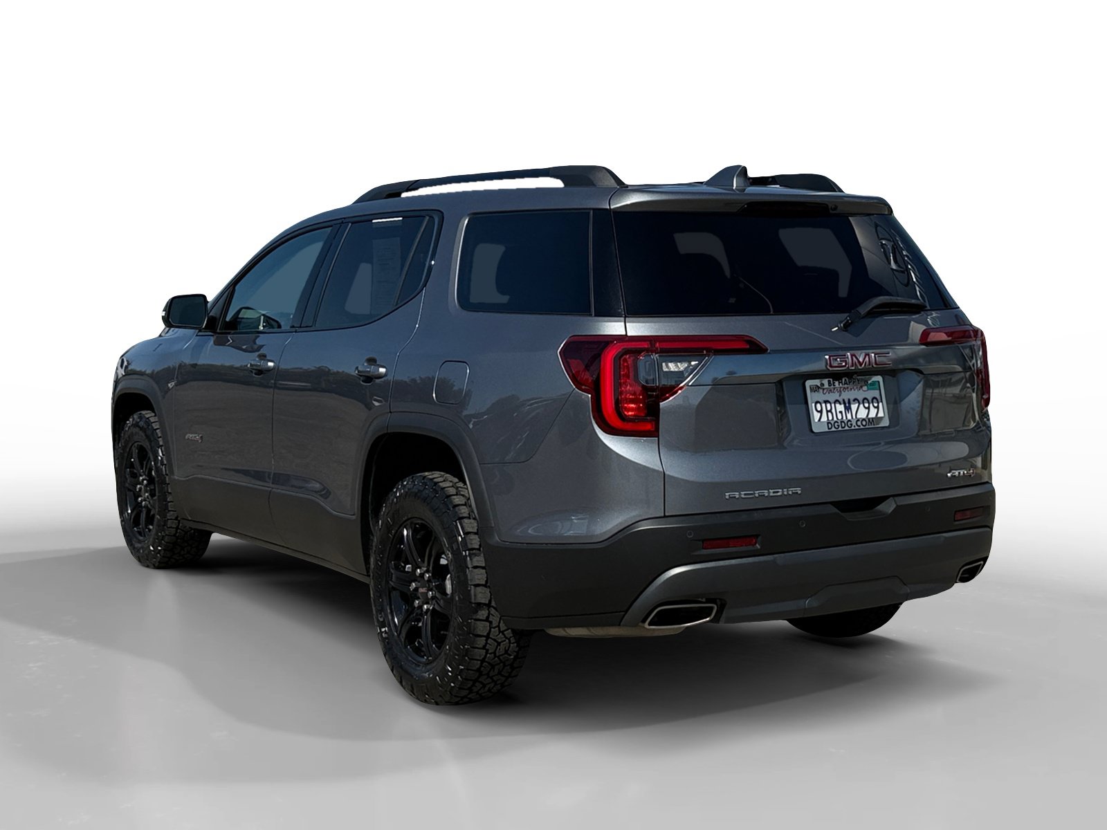Used 2022 GMC Acadia AT4 w/ Technology Package AWD/4WD image 3