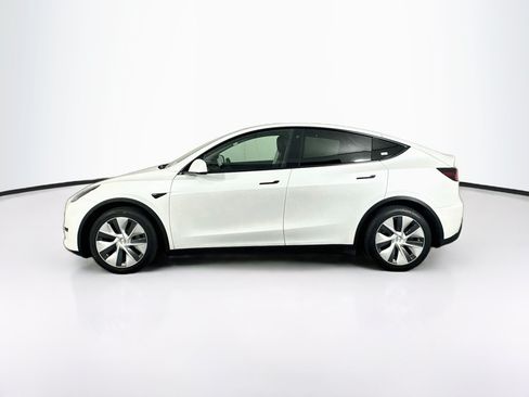 Used 2021 Tesla Model Y Long Range AWD/4WD image 4