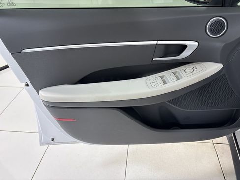 New 2025 Hyundai Sonata SE image 16