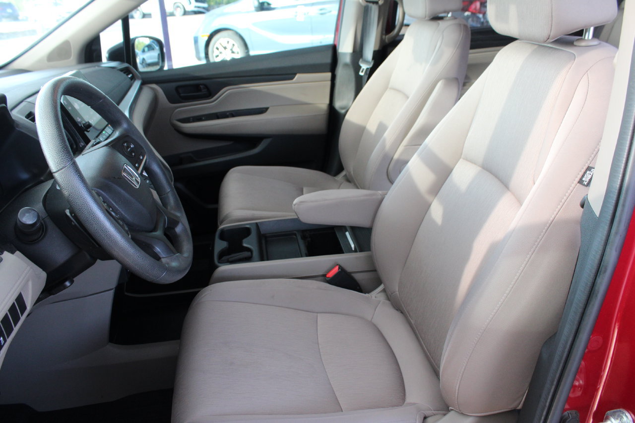 Used 2024 Honda Odyssey EX image 10