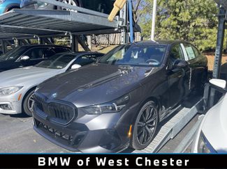 New 2026 BMW 550e xDrive video 1