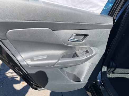 New 2026 Nissan Sentra SR w/ Floor Mat Package FWD image 25