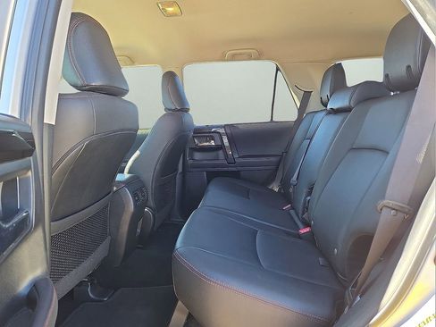 Used 2024 Toyota 4Runner TRD Off-Road Premium image 16