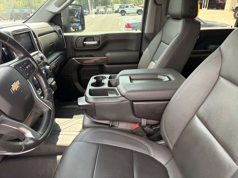 Used 2022 Chevrolet Silverado 3500 LT w/ Convenience Package AWD/4WD image 35