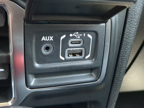 New 2026 Jeep Wrangler Unlimited Sahara AWD/4WD image 19