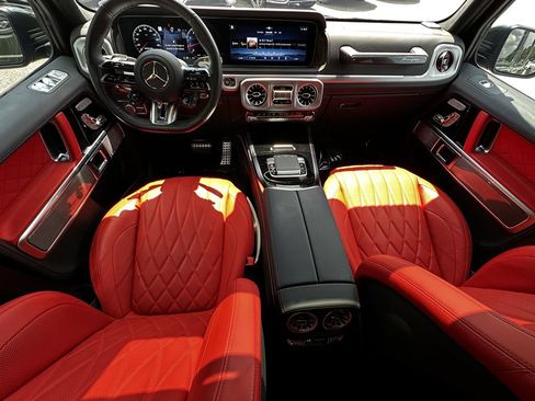 Certified 2025 Mercedes-Benz G 63 AMG 4MATIC image 26