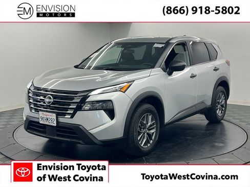 Used 2024 Nissan Rogue S FWD image 1