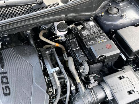 Used 2023 Kia Sportage EX FWD image 32