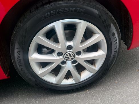 Used 2012 Volkswagen Jetta SE FWD image 9