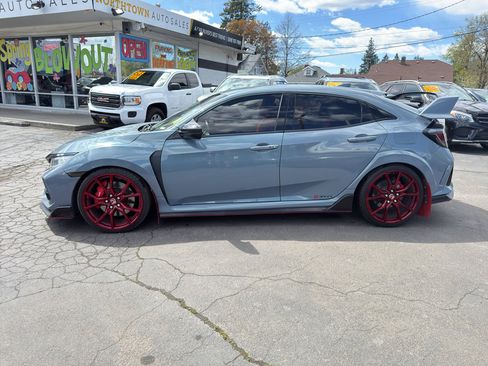 Used 2019 Honda Civic Type R image 3