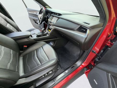 Certified 2024 Cadillac XT5 Premium Luxury w/ Platinum Package image 30