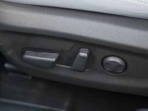 Used 2023 Hyundai Kona SEL FWD image 23