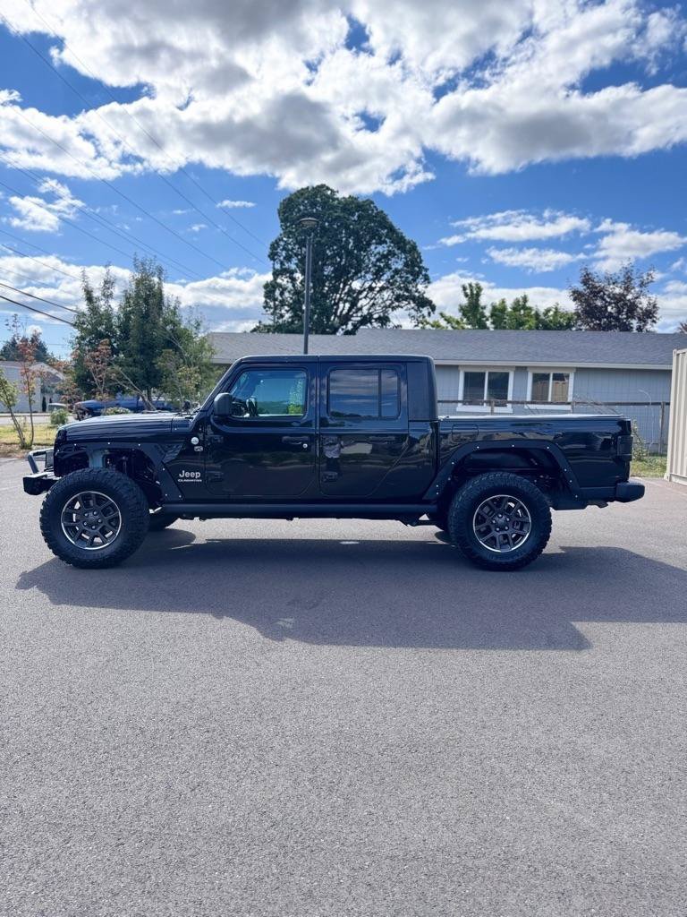 Used 2020 Jeep Gladiator Overland AWD/4WD image 8