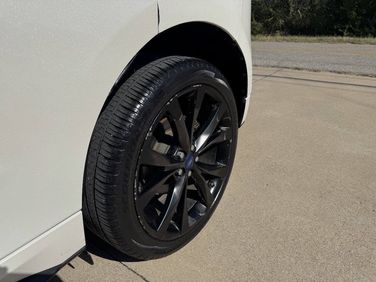 Used 2015 Ford Edge Sport w/ Equipment Group 401A AWD/4WD image 19