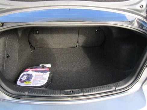 Used 2005 MAZDA MAZDA3 s w/ Sport Pkg image 28