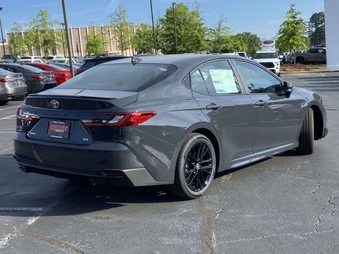New 2026 Toyota Camry SE image 3