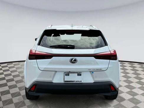 Used 2025 Lexus UX 300h AWD w/ Accessory Package (Z1) image 3
