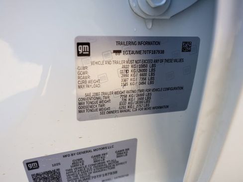 New 2026 GMC Sierra 2500 SLE w/ SLE Value Package; image 33