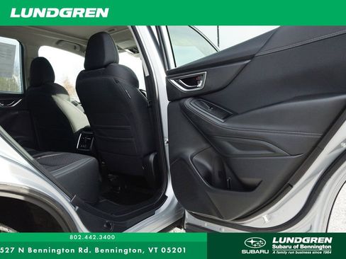 Used 2023 Subaru Forester Premium image 27