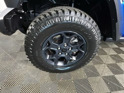 Used 2023 Jeep Wrangler Unlimited w/ Cold Weather Group AWD/4WD image 8