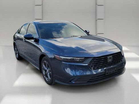 Used 2023 Honda Accord EX image 3