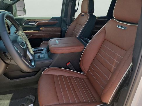 New 2026 GMC Sierra 2500 Denali Ultimate image 14